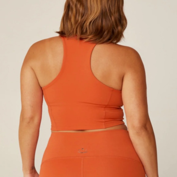 Beyond Yoga Intensity Racerback Cropped Tank - Picture 3 of 3